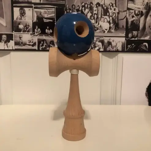 5 hole Kendama